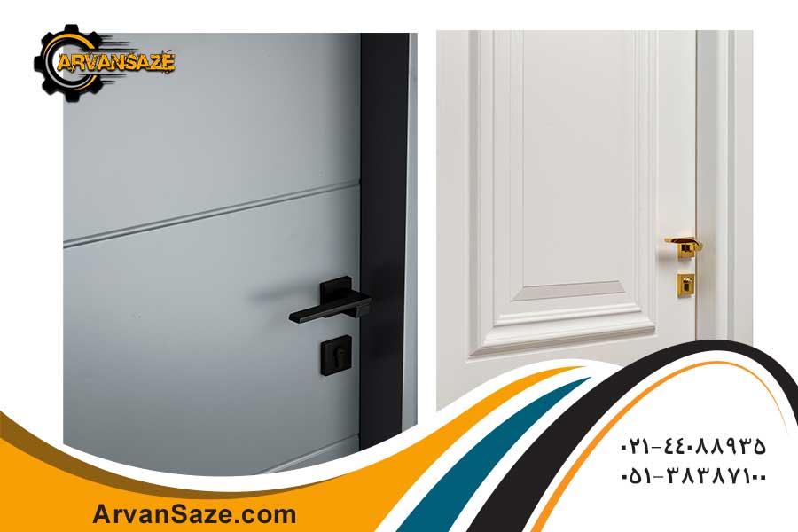 نمای نزدیک و کات شده از یک درب اتاقی طوسی و یک درب اتاقی سفید